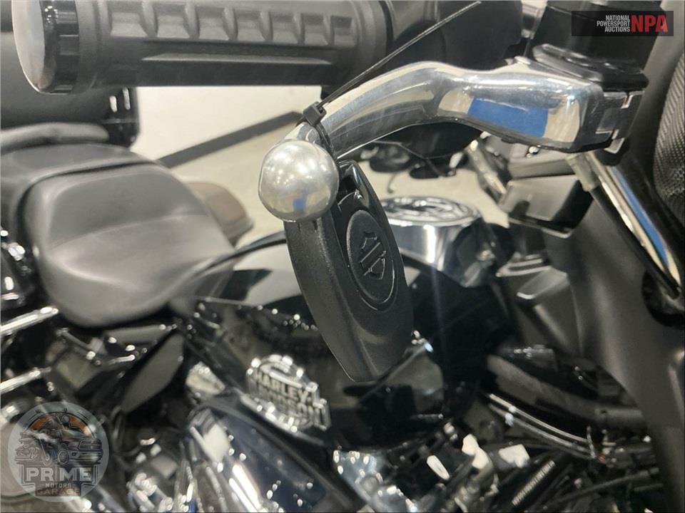 2025 Harley-Davidson FLHXU STEET GLIDE ULTRA — фото 11
