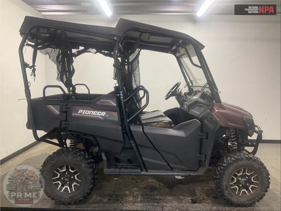 2021 Honda SXS700M4D PIONEER 4 DELUXE — фото 1