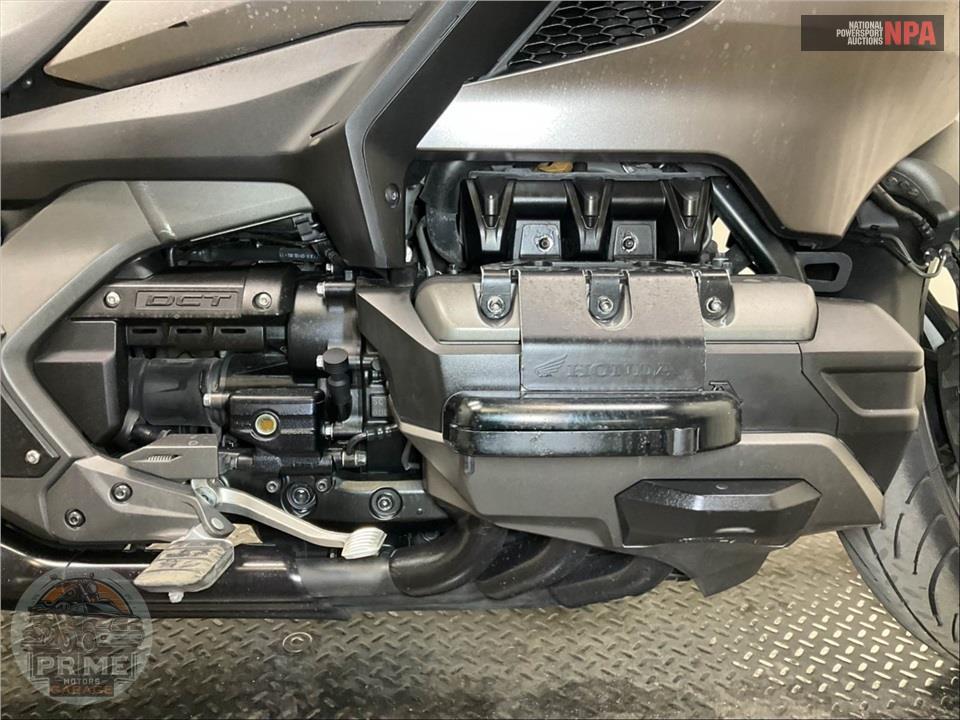 2018 Honda GL1800BD GOLDWING DCT (SILVER) — фото 6