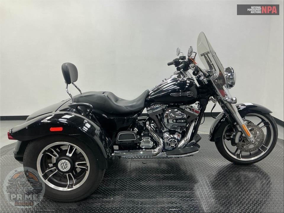 2016 Harley-Davidson FLRT FREEWHEELER — фото 1