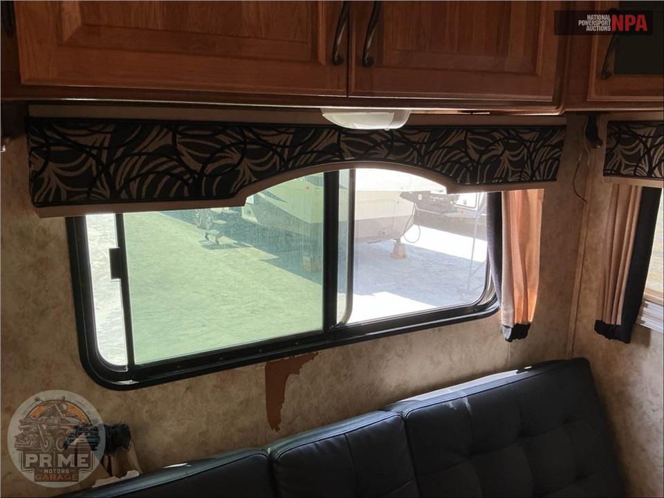2011 Keystone Rv M-3400 RL - MONTANA HICKORY FIFTH WHEEL SERIES — фото 28