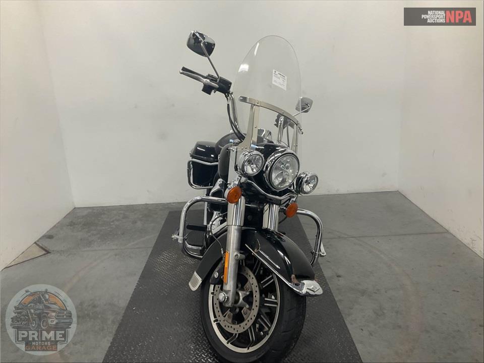 2015 Harley-Davidson FLHP POLICE ROAD KING — фото 2