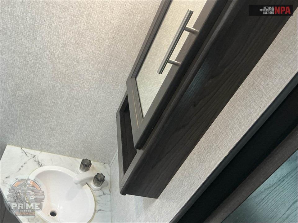 2020 Kodiak By Dutchmen M-227BH - ULTRA LITE SERIES — фото 13