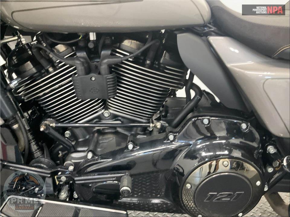 2023 Harley-Davidson FLTRXSE CVO ROAD GLIDE — фото 7