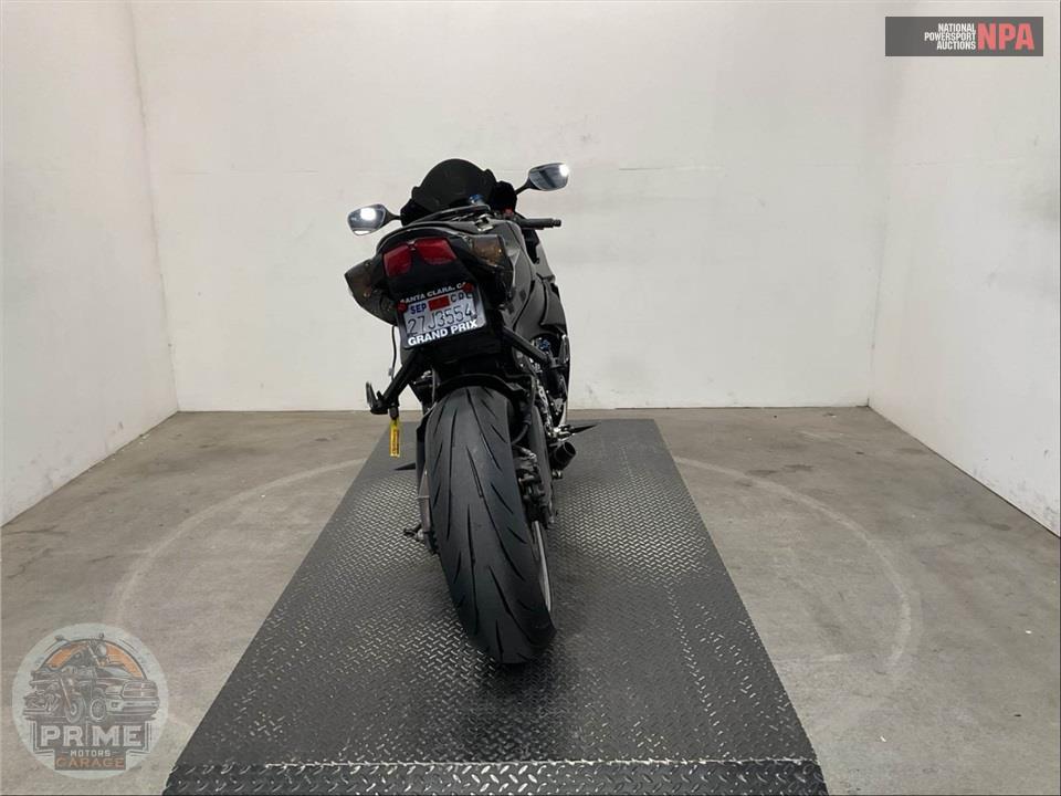 2011 Suzuki GSX-R750L1 — фото 4