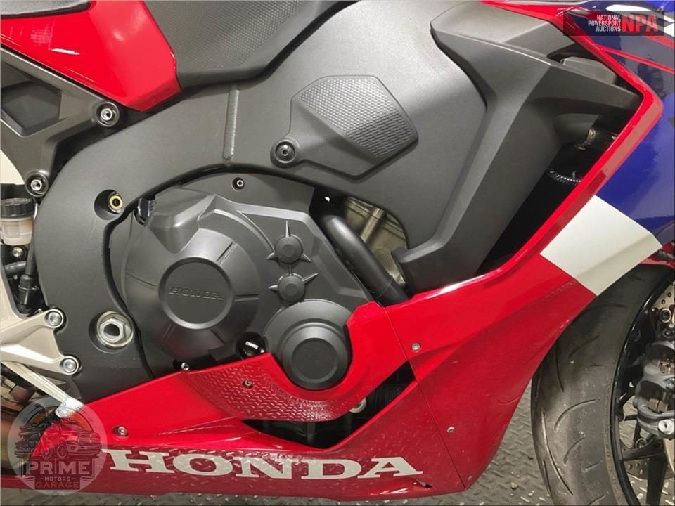 2022 Honda CBR1000RR — фото 7