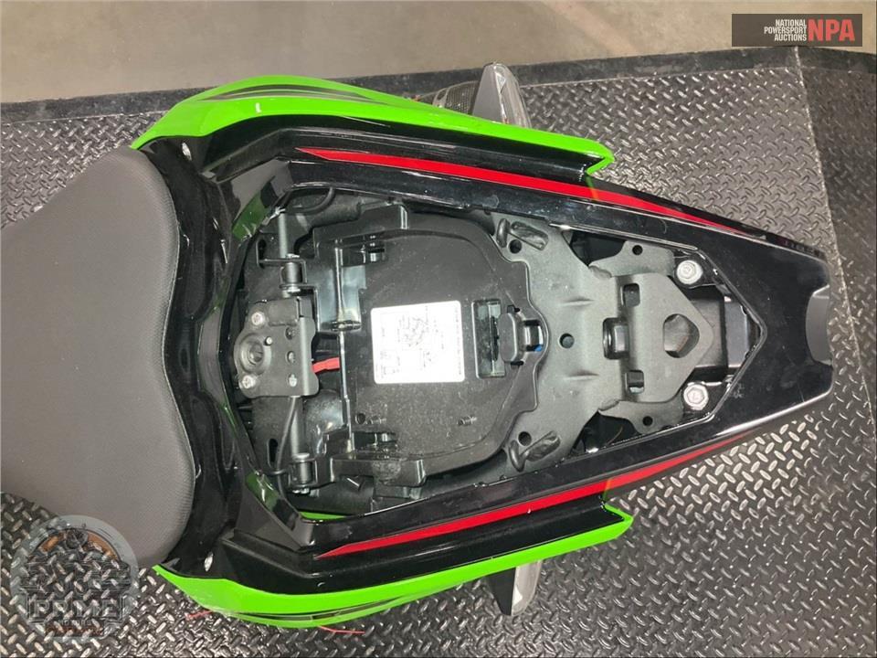 2023 Kawasaki EX400GPFAN NINJA 400 KRT (ABS) — фото 14