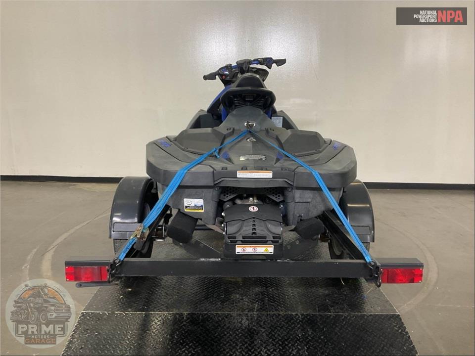 2022 Seadoo/Brp SPARK 2UP TRIXX — фото 4