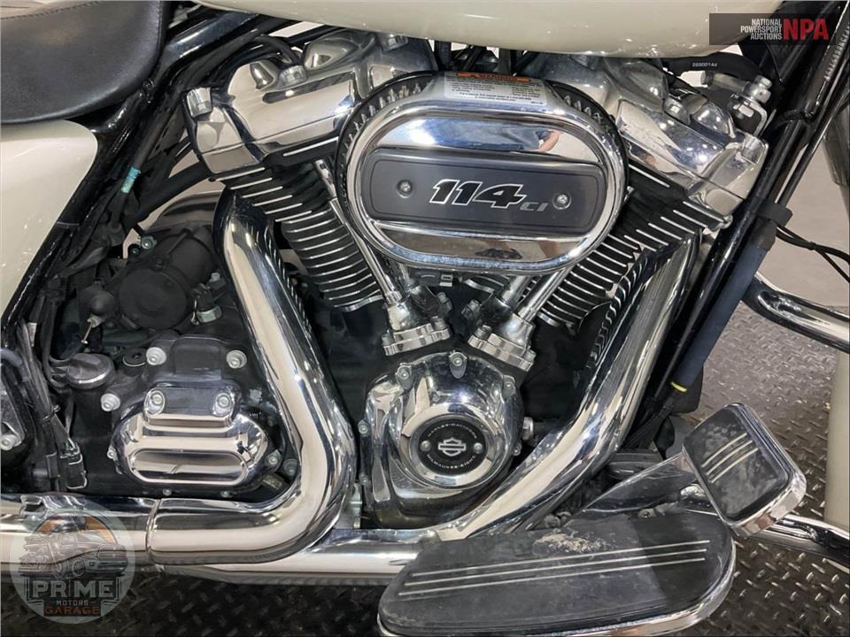2022 Harley-Davidson FLHXS STREET GLIDE SPECIAL — фото 6