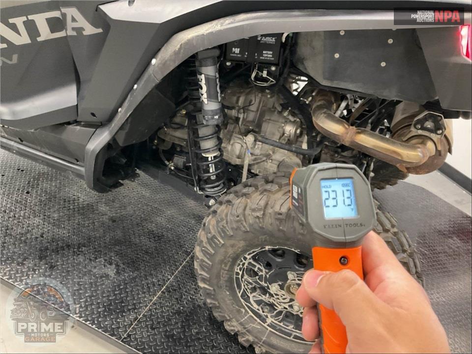 2022 Honda SXS1000X2 TALON 1000X FOX LIVE VALVE — фото 10
