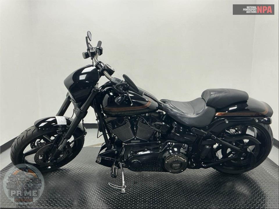 2016 Harley-Davidson FXSE CVO PRO STREET BREAKOUT — фото 3