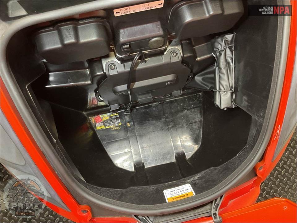 2016 Can-Am SPYDER ST-S SE5 — фото 12