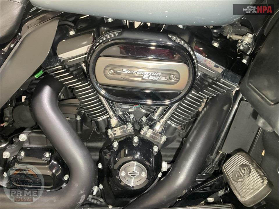 2023 Harley-Davidson FLTRK ROAD GLIDE LIMITED — фото 6