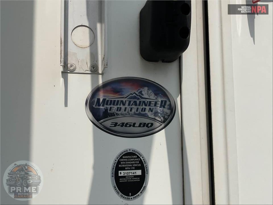 2013 Keystone Rv M-346 LBQ - MONTANA MOUNTAINEER FIFTH WHEEL SERIES — фото 5