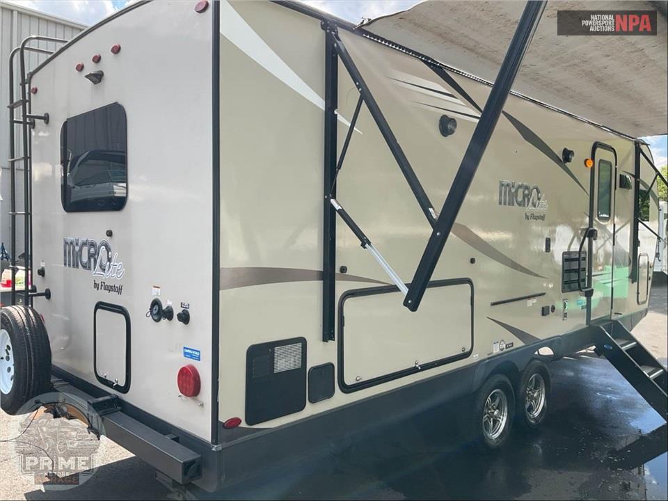 2019 Flagstaff By Forest River M-25FKS - MICRO LITE SERIES — фото 4