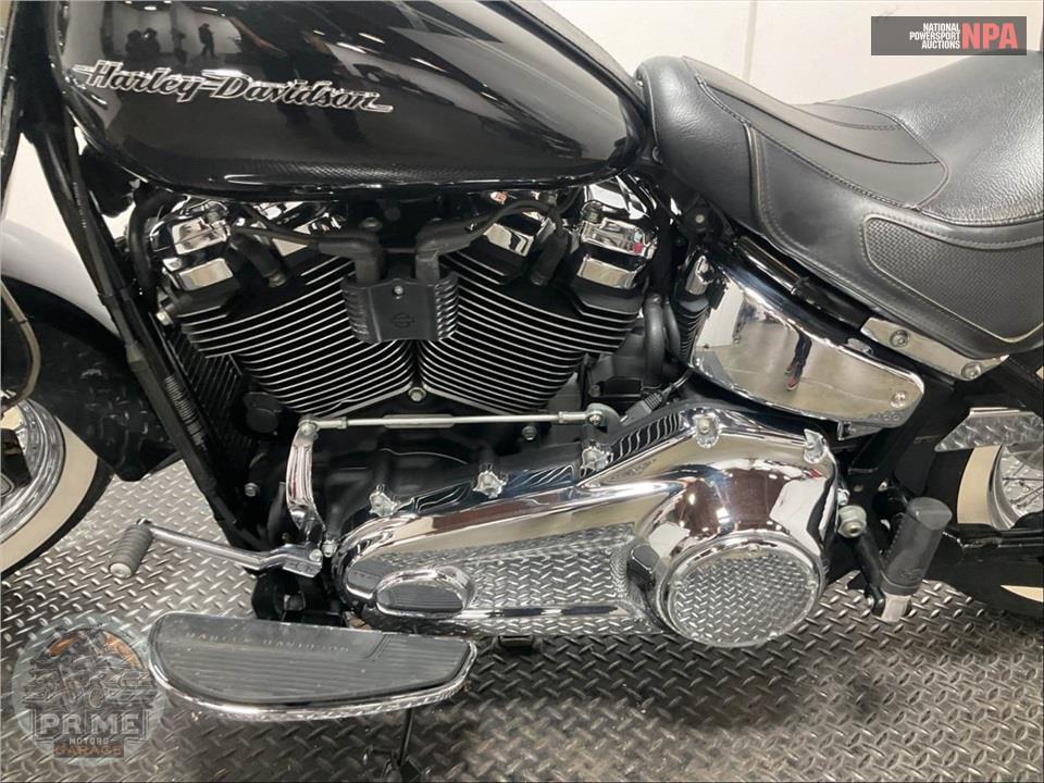 2019 Harley-Davidson FLDE DELUXE — фото 7
