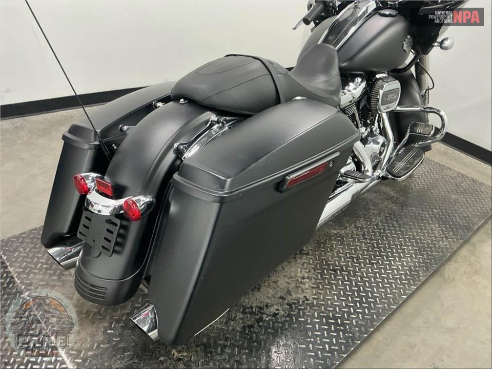 2022 Harley-Davidson FLTRXS ROAD GLIDE SPECIAL — фото 19