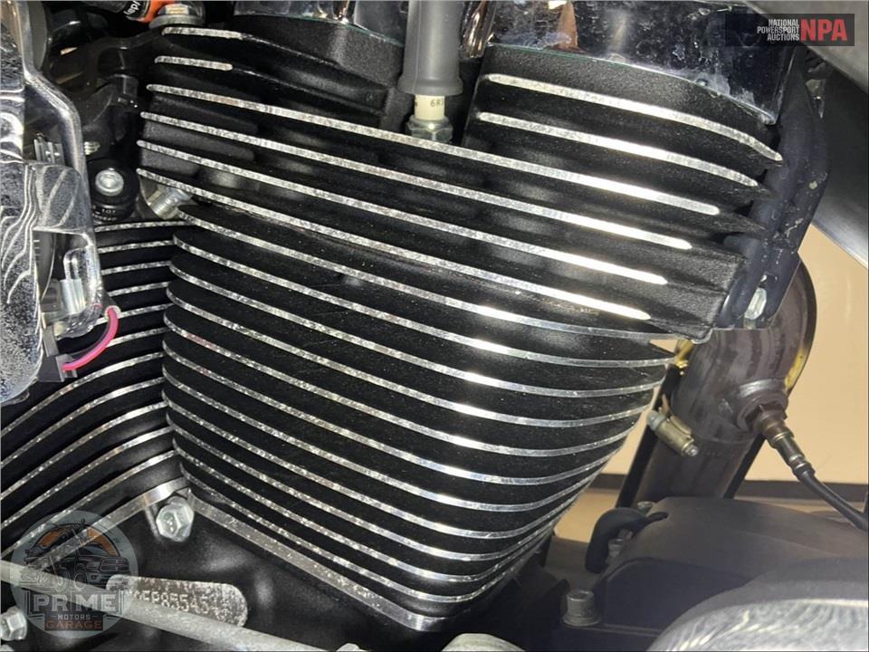 2023 Harley-Davidson FLHTCUTG TRI GLIDE ULTRA CLASSIC — фото 10