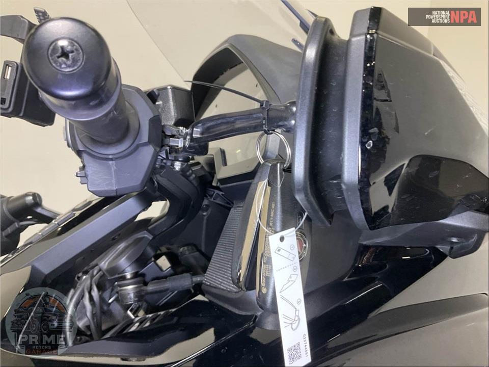 2023 Honda GL1800D GOLDWING TOUR DCT — фото 10