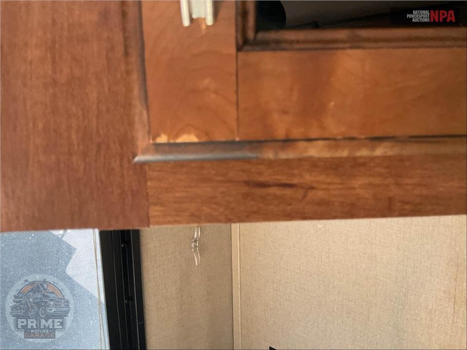 2018 Coachmen By Forest River M-370 FL - CHAPARRAL FIFTH WHEEL SERIES — фото 17