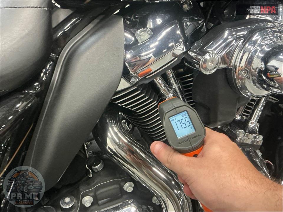 2017 Harley-Davidson FLHTK ULTRA LIMITED — фото 8