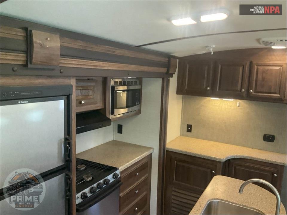 2017 Keystone Rv M-30 RLI COUGAR X-LITE SERIES — фото 8