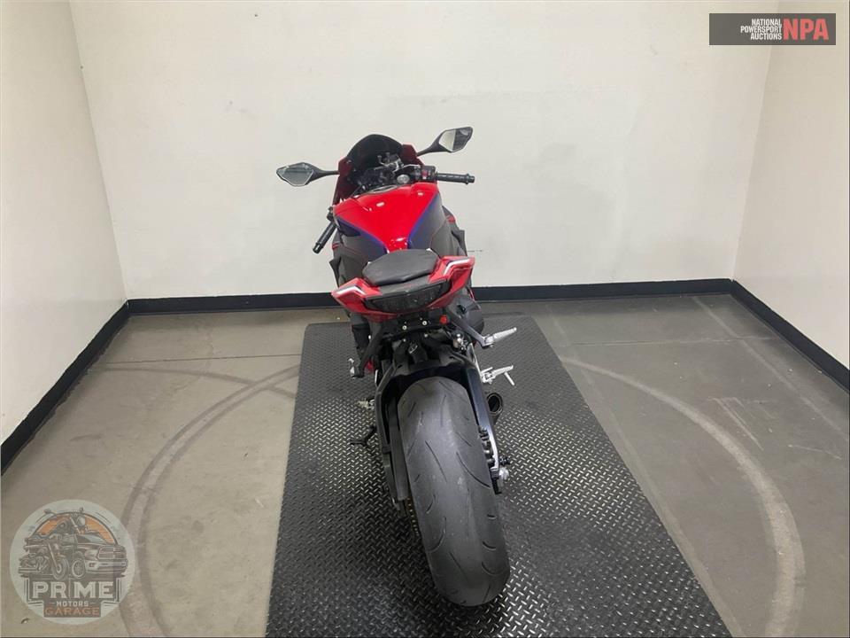 2022 Honda CBR1000RR — фото 4