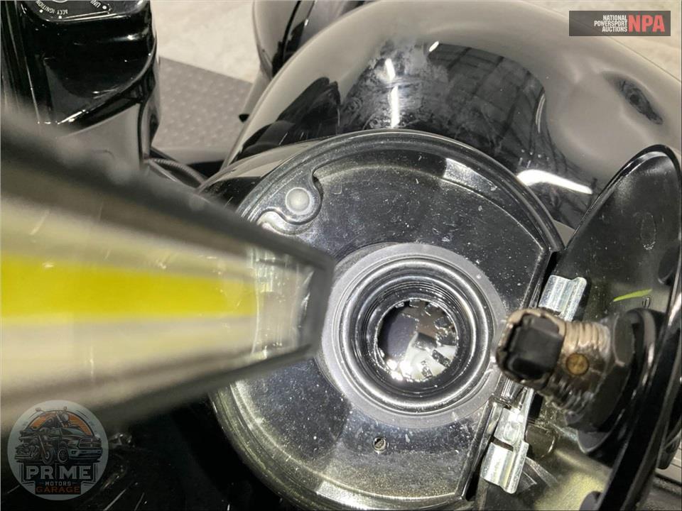 2023 Harley-Davidson FLHTK ELECTRA GLIDE ULTRA LIMITED — фото 18