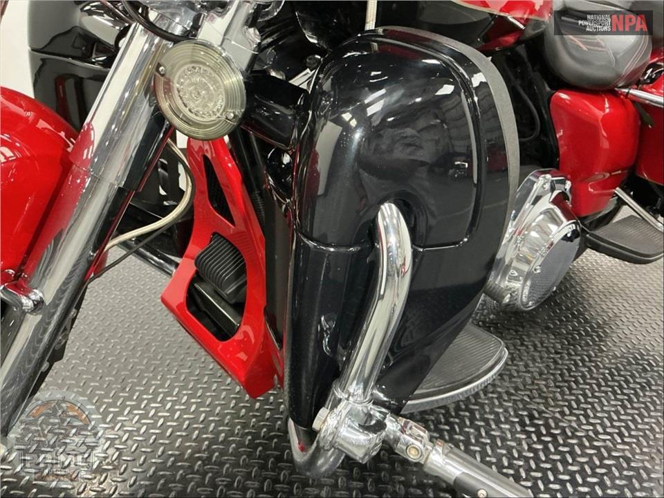 2010 Harley-Davidson FLHR ROAD KING — фото 26