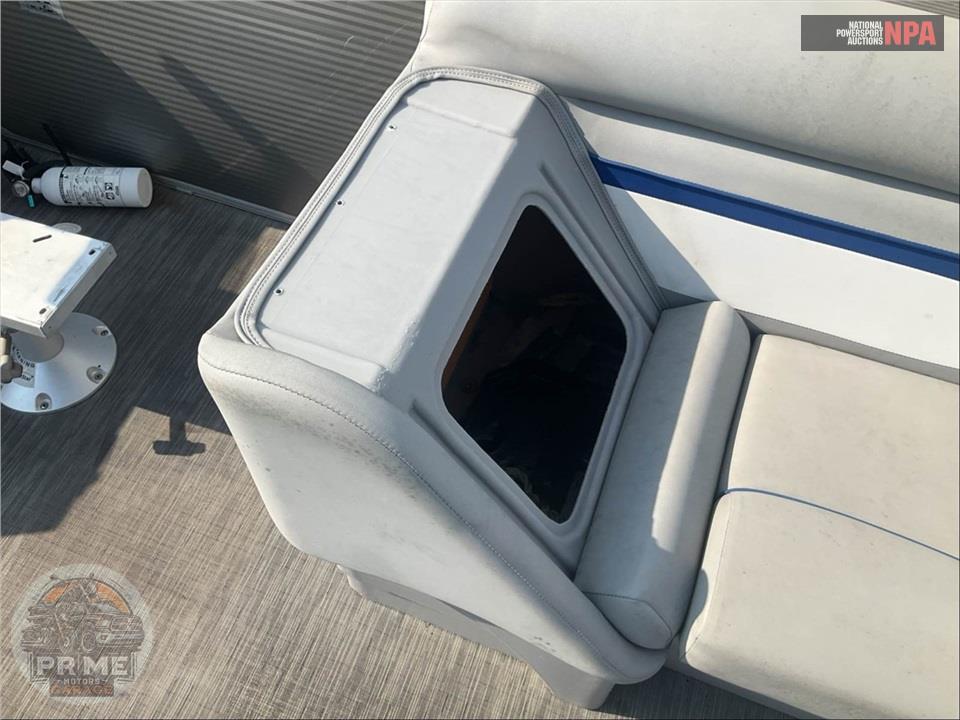 2023 Bennington Pontoons 22 SS(*) S SERIES L=23/E=1-150HP MERCURY OB — фото 39