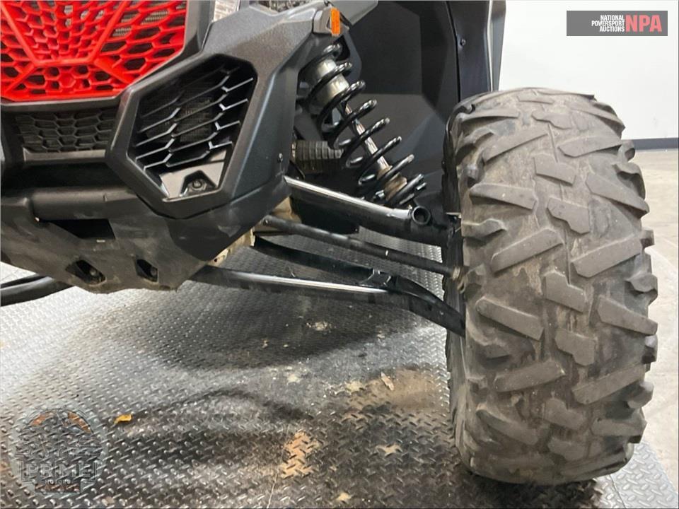 2021 Can-Am MAVERICK X3 MAX X DS TURBO RR (DESERT TAN & CARBON BLACK, RED) — фото 31
