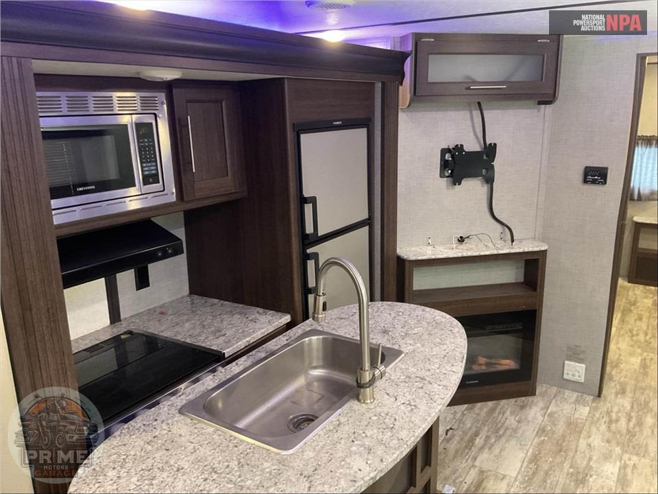 2020 Crossroads Rv M-331 BH - ZINGER SERIES — фото 7