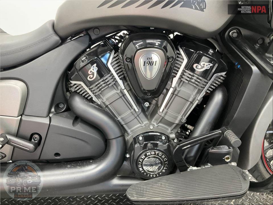 2023 Indian Motorcycle CHALLENGER DARK HORSE (SMOKE) — фото 6