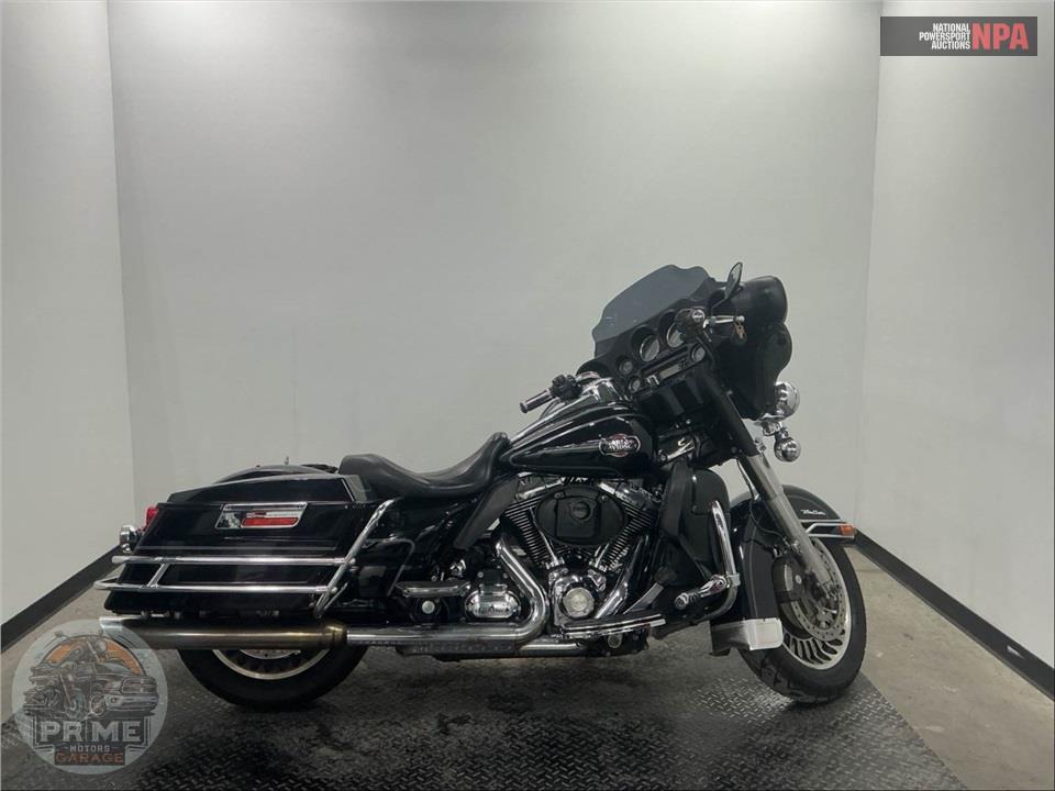 2010 Harley-Davidson FLHTCU ULTRA CLASSIC ELECTRA GLIDE — фото 1