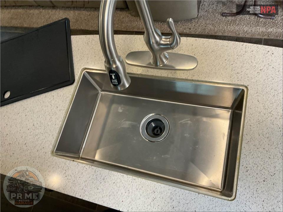 2018 Keystone Rv M-30 RIPR BULLET PREMIER SERIES — фото 18