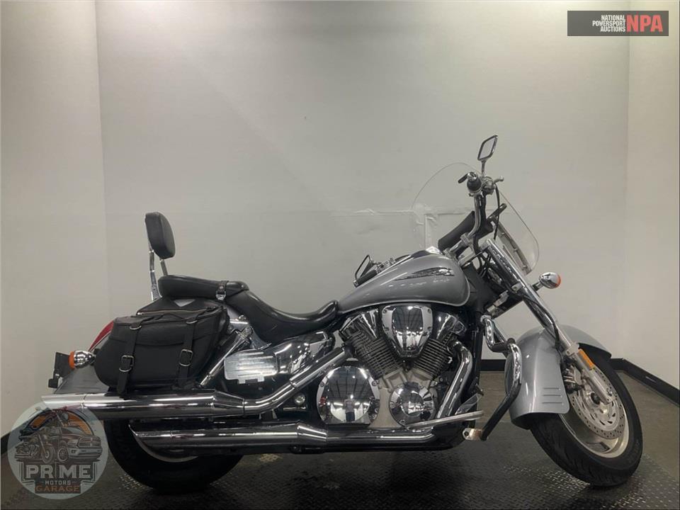 2005 Honda VTX1300R5 — фото 1