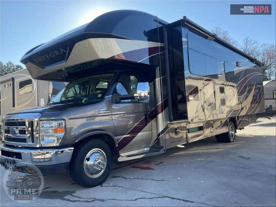 2019 Entegra Coach M-30X 450HP FORD - ESTEEM SERIES — фото 2