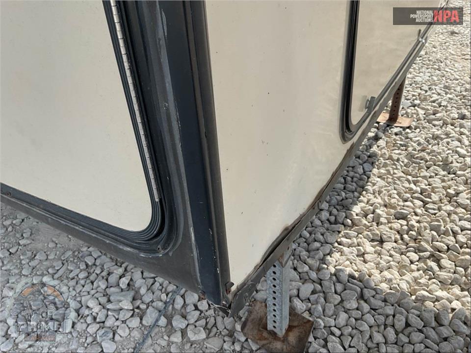 2014 Crossroads Rv M-34 RE - SUNSET TRAIL RESERVE FIFTH WHEEL SERIES — фото 42