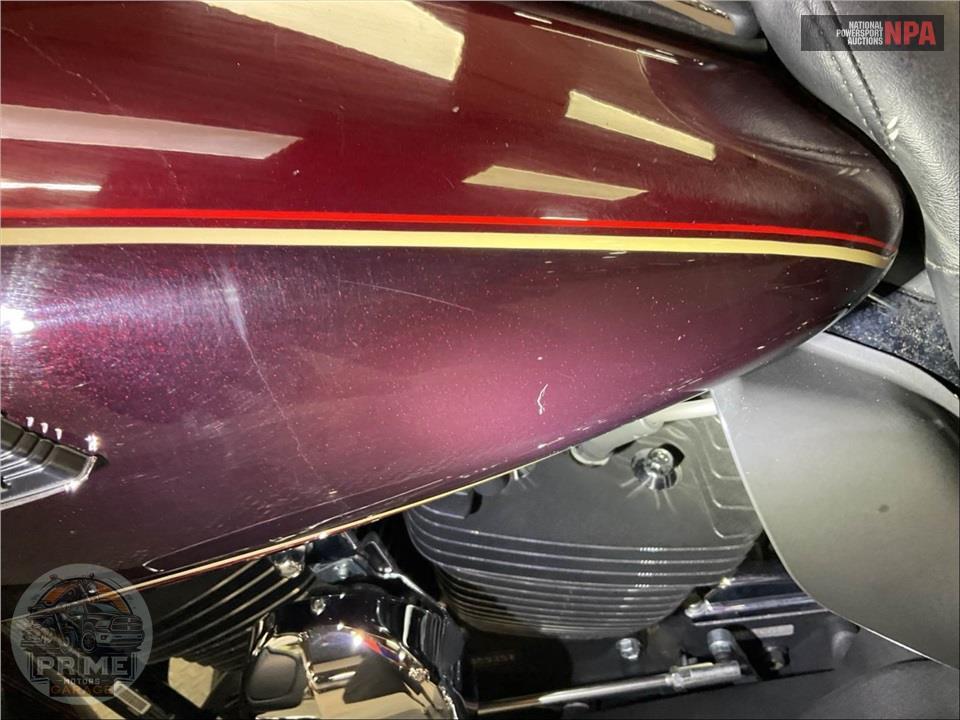 2015 Harley-Davidson FLHTCU ULTRA CLASSIC ELECTRA GLIDE — фото 19