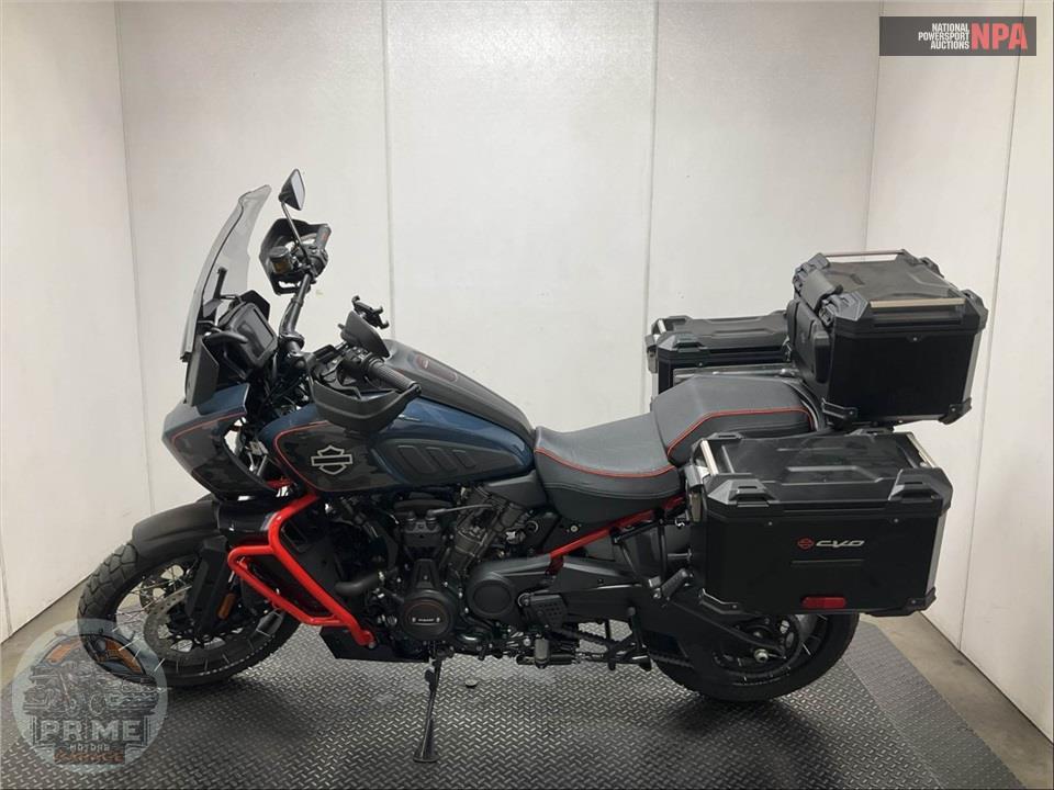 2025 Harley-Davidson RA1250SE CVO PAN AMERICA — фото 3