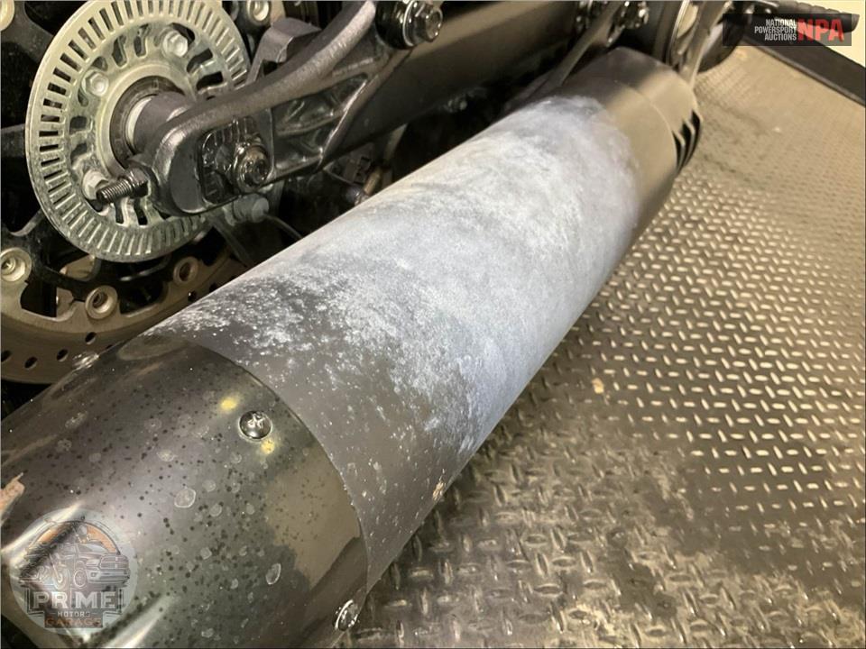 2025 Indian Motorcycle SCOUT BOBBER LIMITED WITH TECHNOLOGY PACKAGE (BLACK) — фото 11