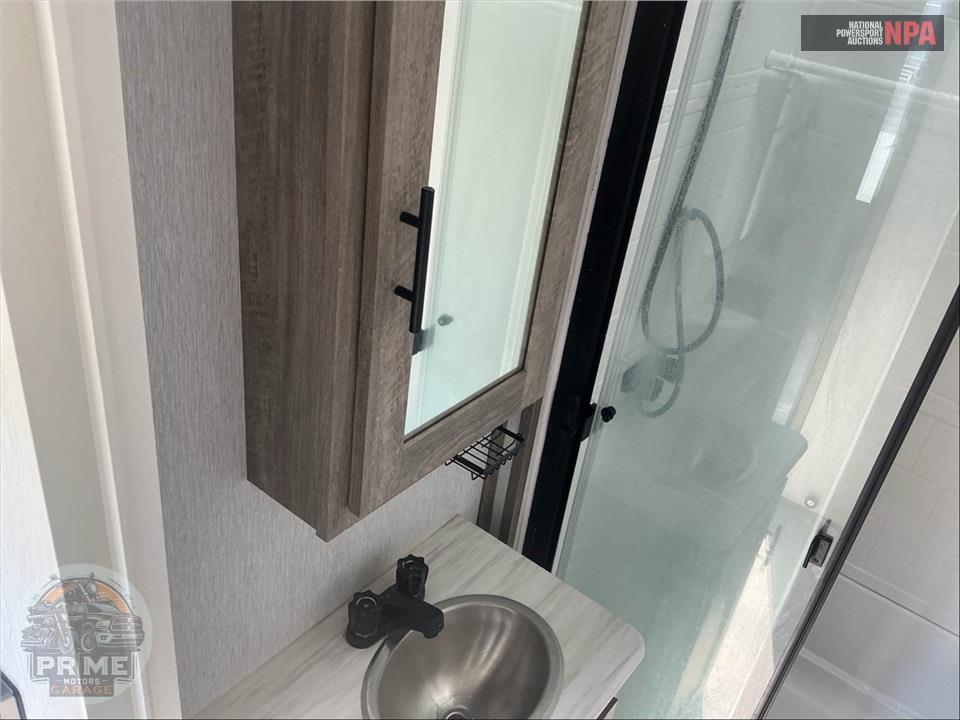 2022 Wildwood By Forest River M-378FL - HERITAGE GLEN FIFTH WHEEL SERIES — фото 21