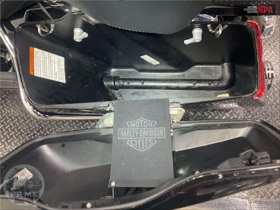 2019 Harley-Davidson FLHTK ULTRA LIMITED — фото 26