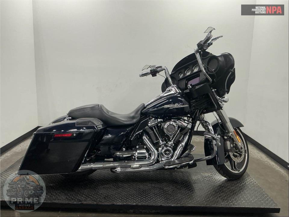 2019 Harley-Davidson FLHX STREET GLIDE — фото 1