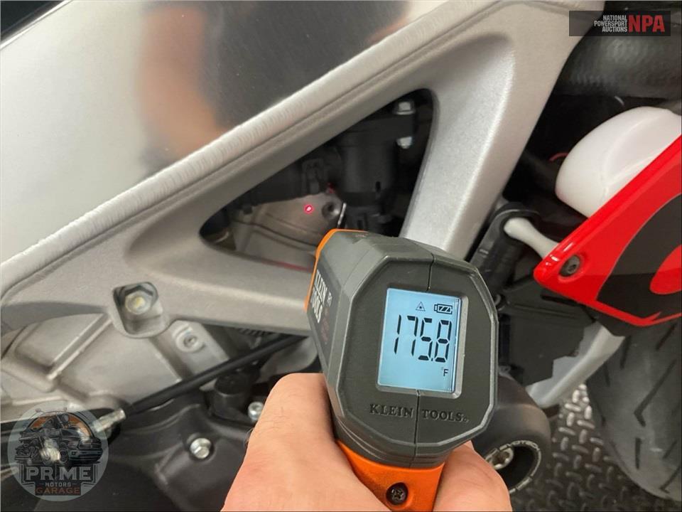 2019 Aprilia TUONO V4 1100 RR — фото 8