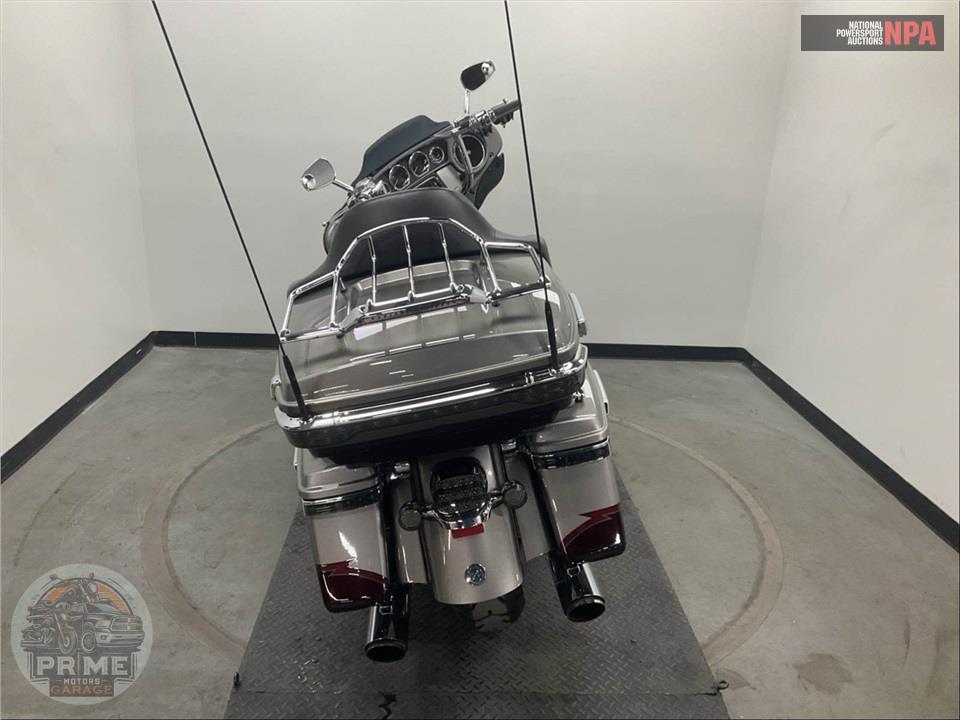 2015 Harley-Davidson FLHTKSE CVO ULTRA LIMITED — фото 4