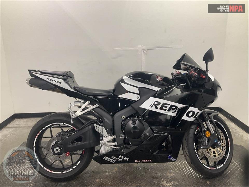 2025 HONDA CBR600RR