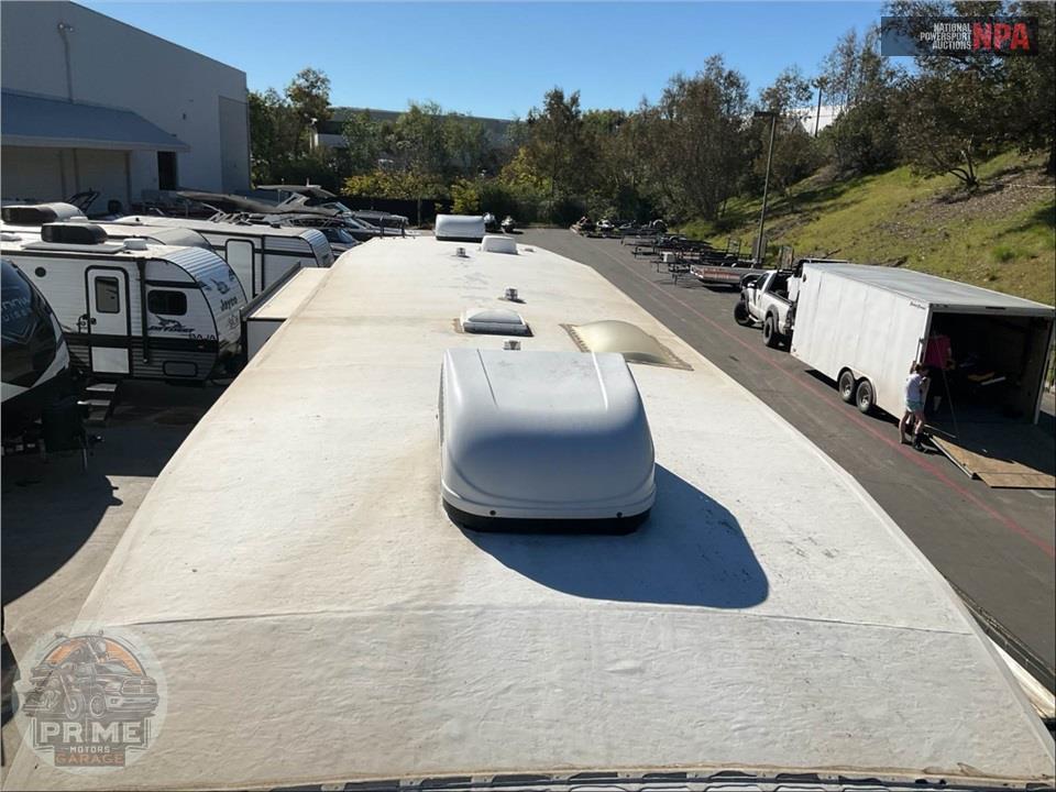 2020 Sabre By Forest River M-36BHQ - FIFTH WHEEL SERIES — фото 35