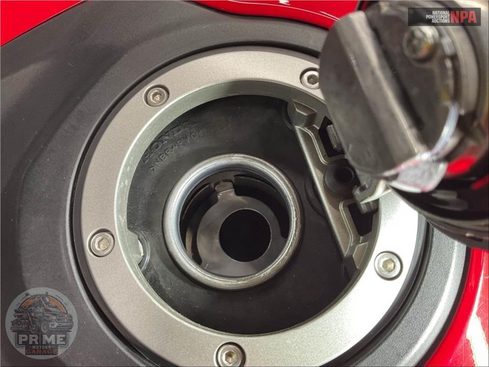 2023 Honda CBR1000RR — фото 14