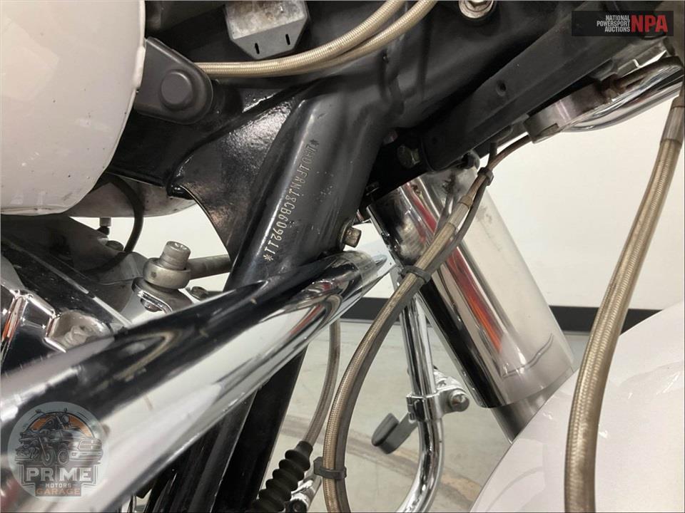 2012 Harley-Davidson FLHRC ROAD KING CLSC — фото 13